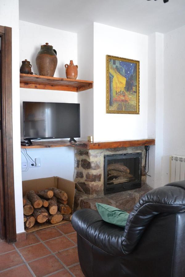 Apartamentos La Sierra Villalba de la Sierra Kültér fotó